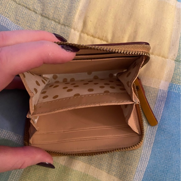 Kate Spade Wallet - Picture 8 of 9